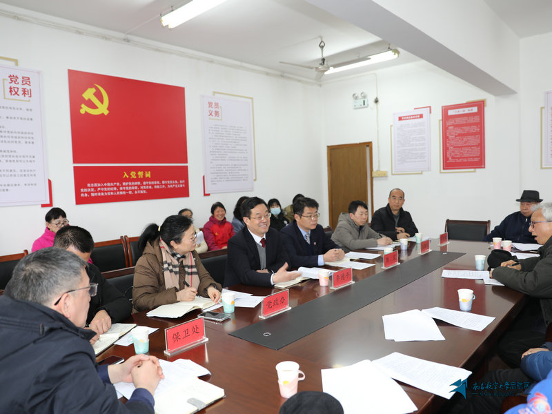eaf7bc6d15ad4729b463a0fbe3212efe.jpg
